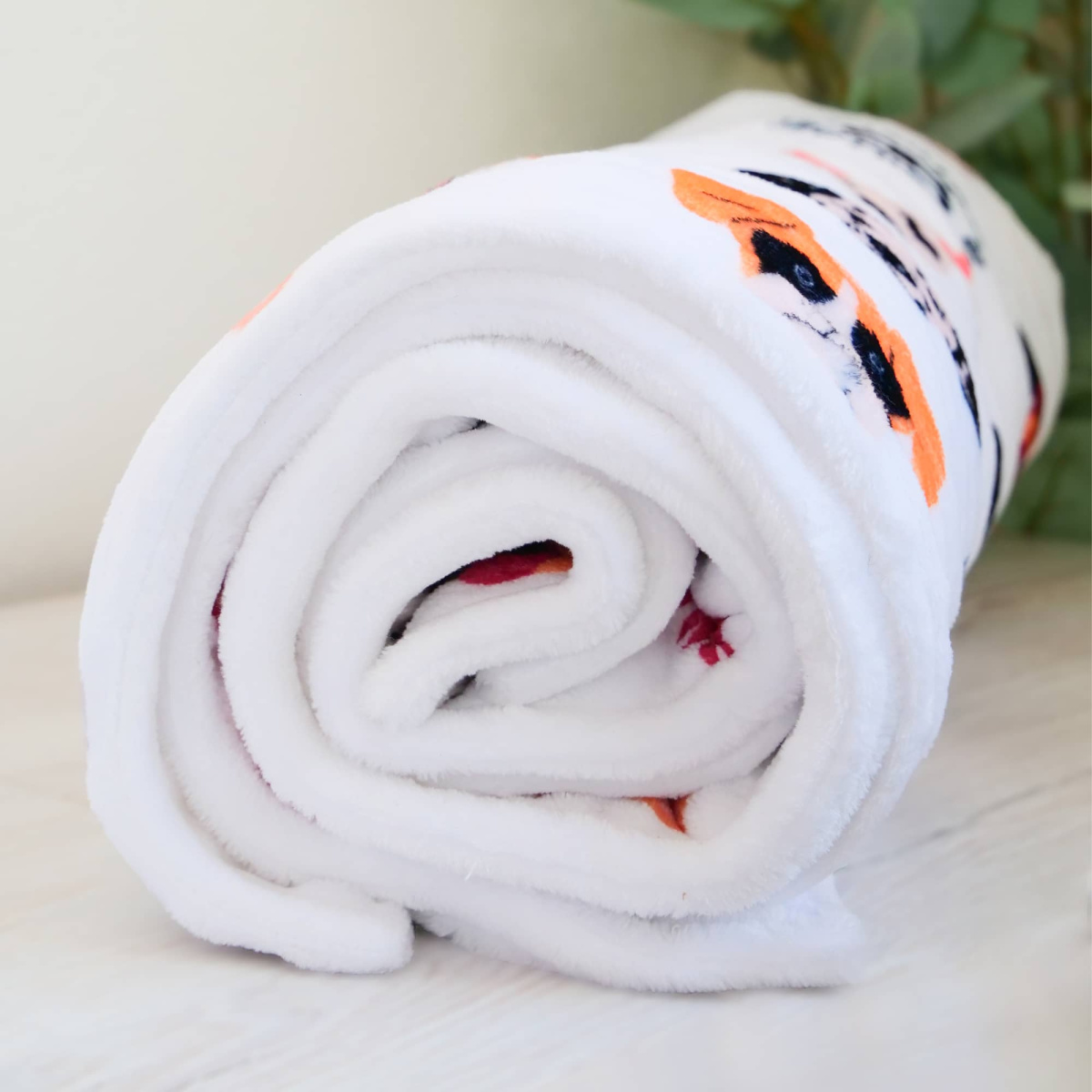 Заспокійлива біла ковдра для собак та людей BullyBillows Luxury Dog & Human Blanket White