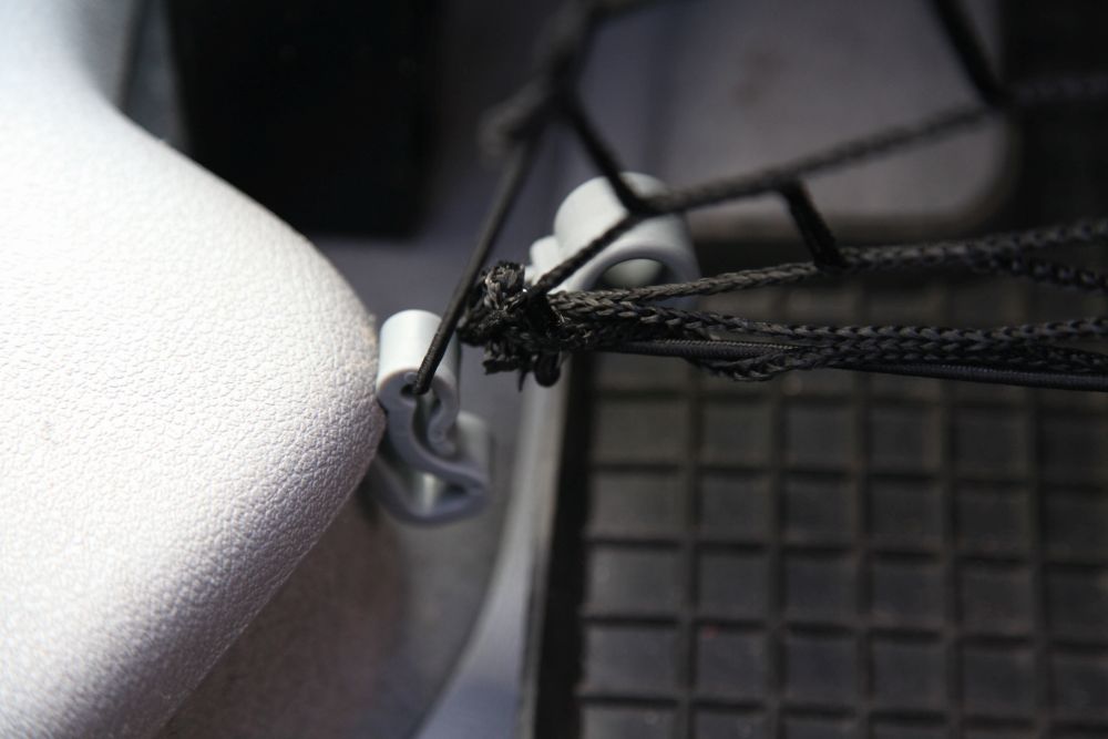 Захисна сітка для собак у автомобіль Auto Protection Nobby