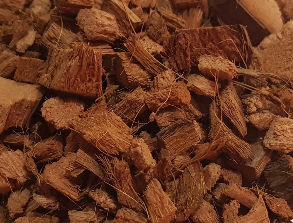 Натуральный грубый кокосовый наполнитель для грызунов и птиц Coconut Litter Coarse Nobby 