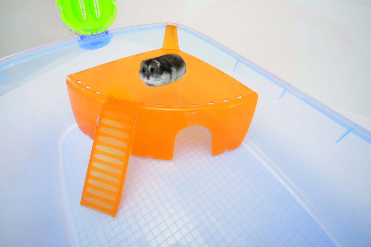 Пластиковый игровой домик с лестницей для хомяка Play House Imac
