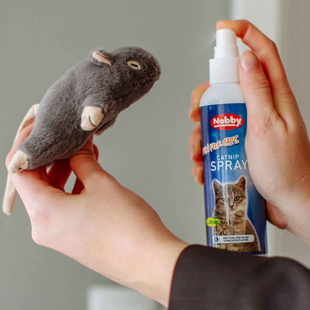 Стимулюючий спрей з котячою м'ятою для кішок Catnip Spray Nobby Стимулюючий спрей з котячою м'ятою для кішок Catnip Spray Nobby