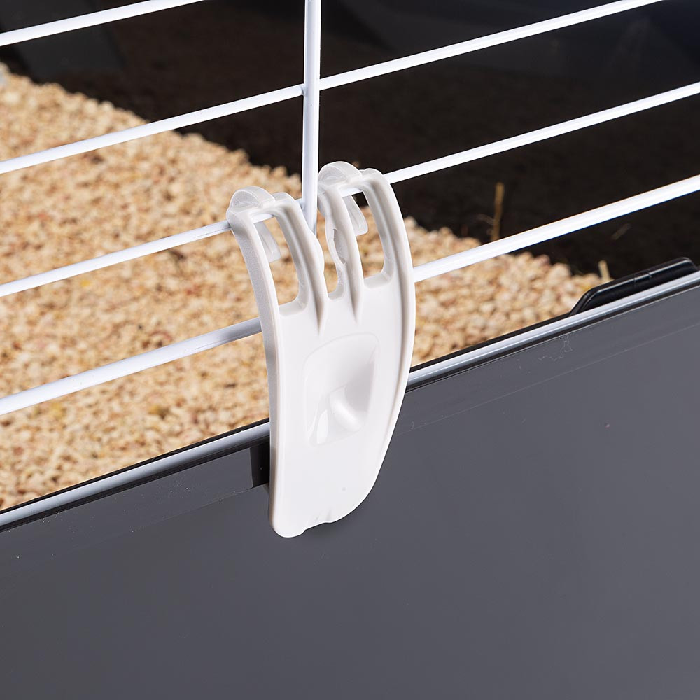 Клетка для кроликов и морских свинок с поилкой, кормушкой и домиком Casita 100 Ferplast