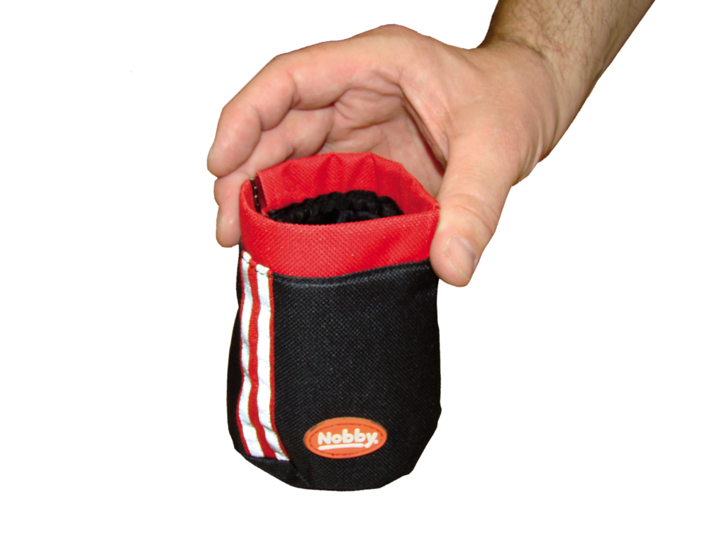 Сумка для лакомств собак со светоотражающими полосами и самозастегивающейся лентой Beutel Nobby
