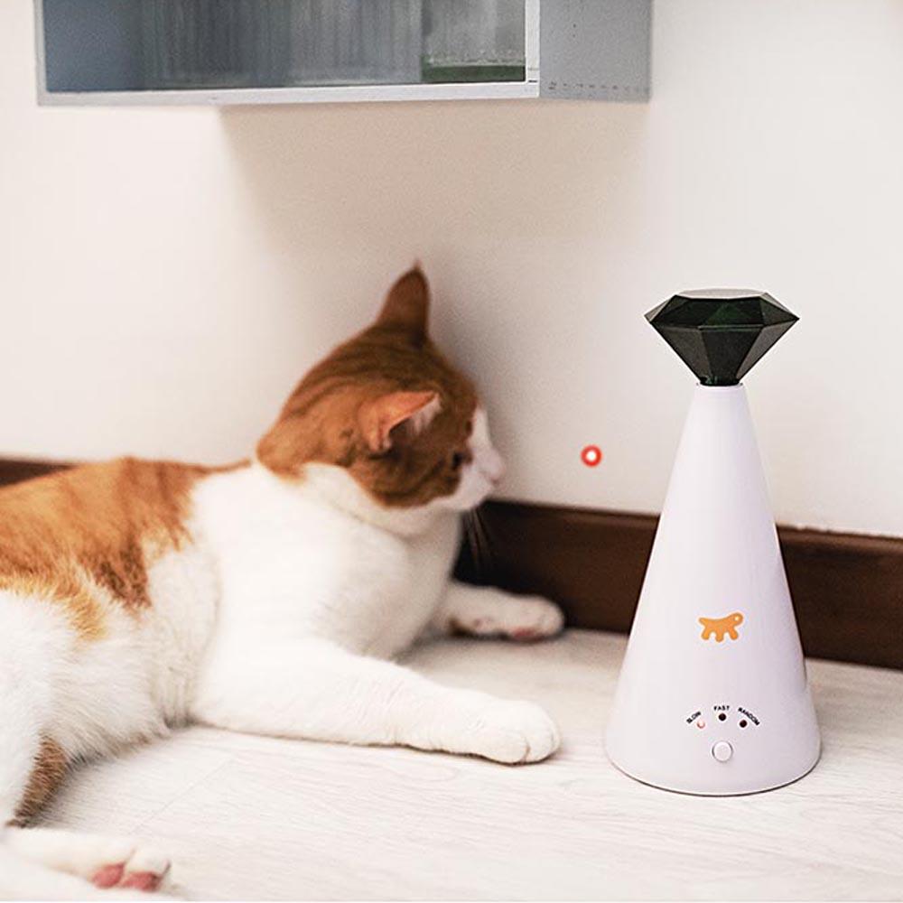 Интерактивная игрушка для котов Лазерный луч Phantom Ferplast